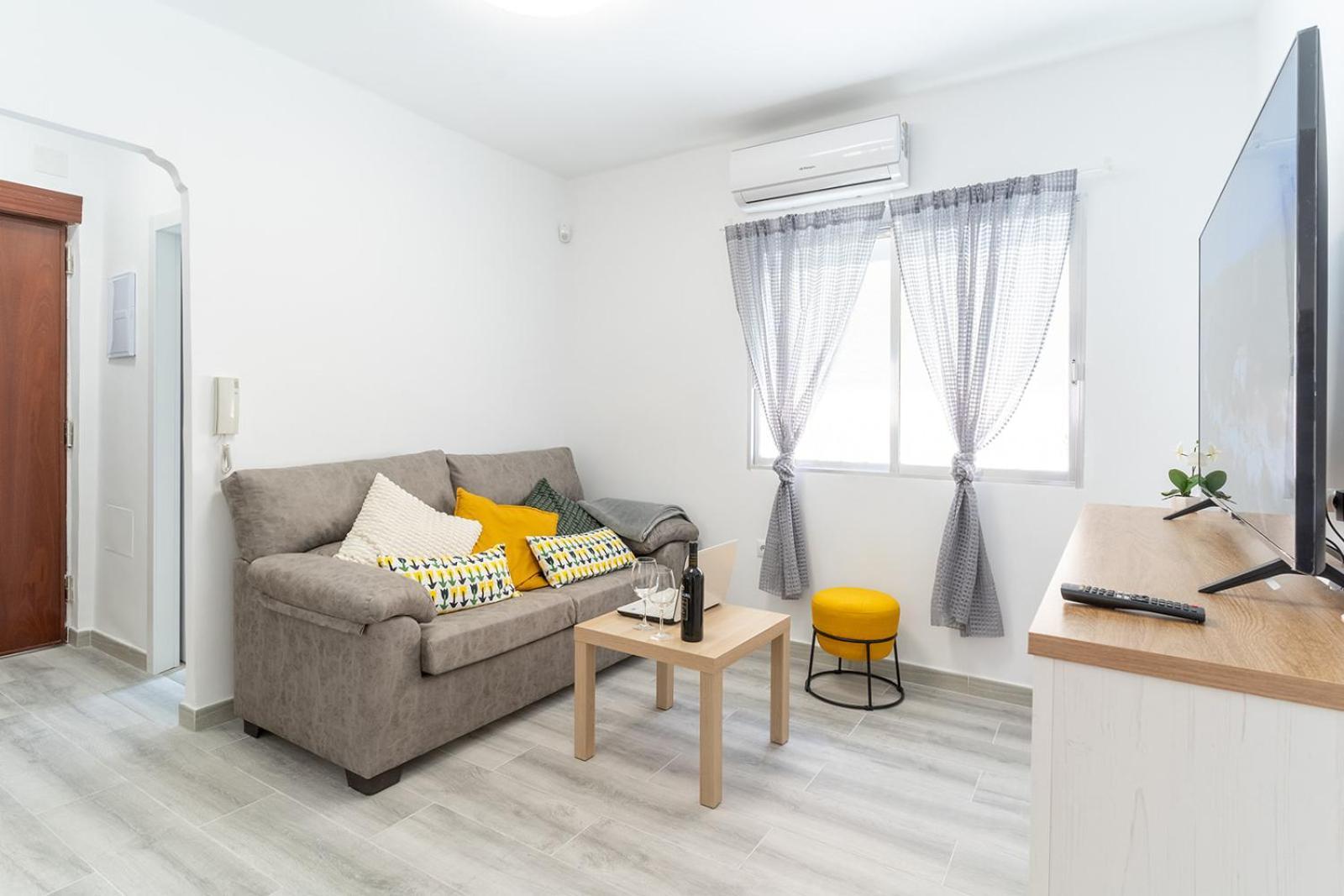 Apartamento Atp La Rambla Pintor A 5 Minutos Plaza De Toros Y Centro De - Wifi Gratis! *